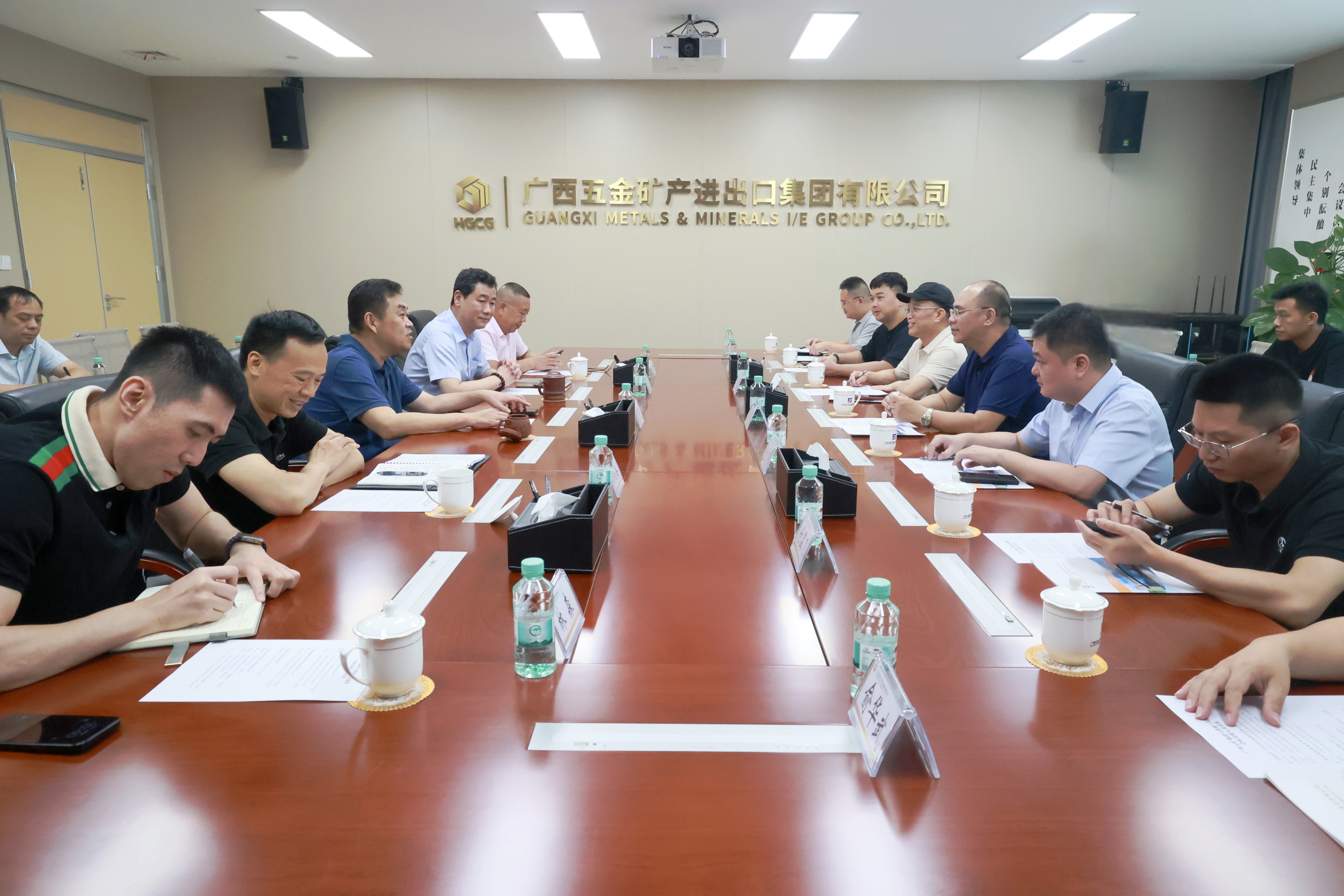 五礦動(dòng)態(tài) | 探索綜合能源合作新模式！曹津津會(huì)見(jiàn)貴港工投集團(tuán)隆永恒一行